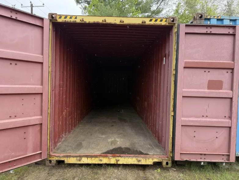 40 x 8 x 9.5 Used Shipping / Storage Container - Image 2